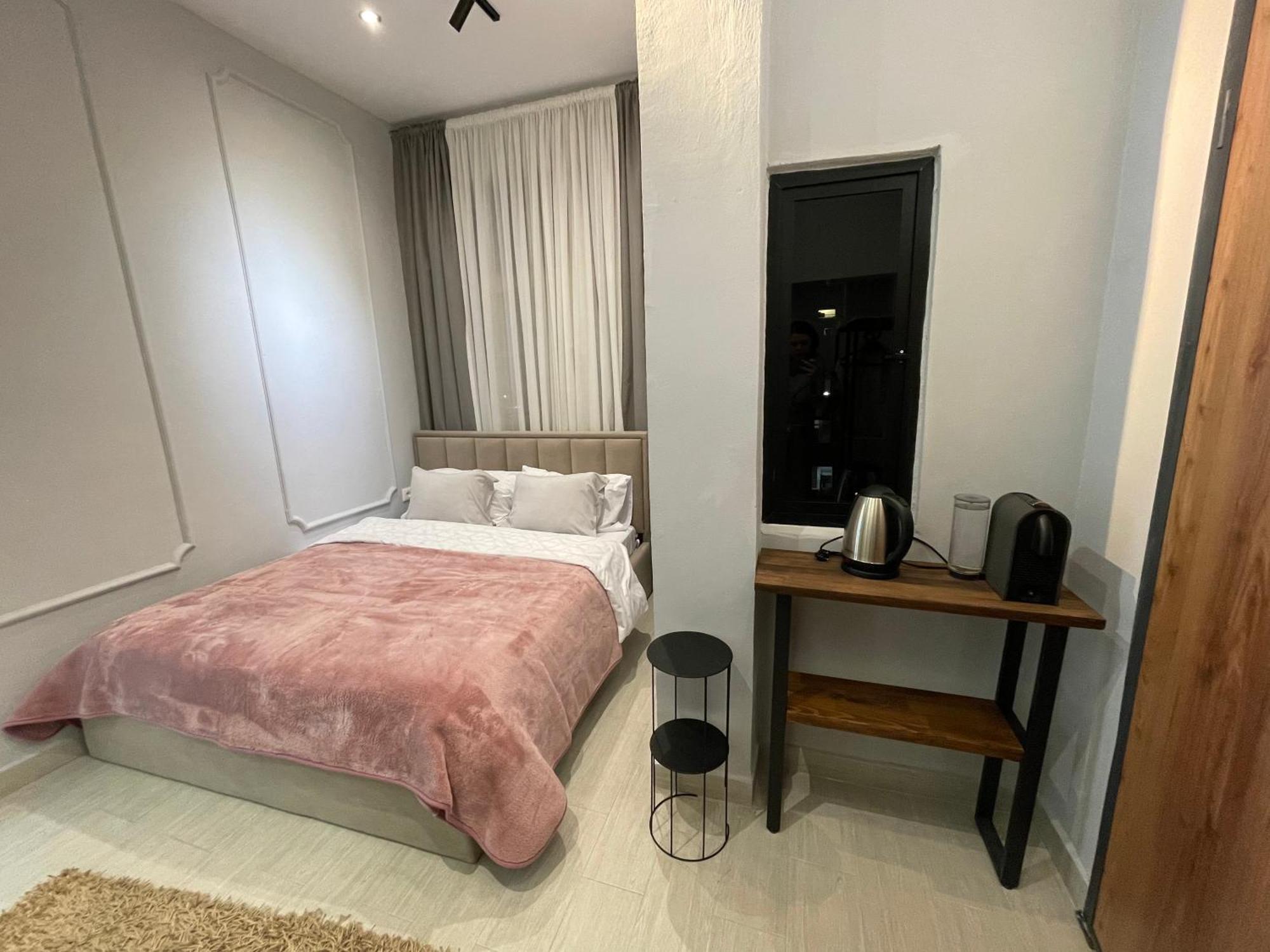 Blloku Tirana Studio Ngoại thất bức ảnh