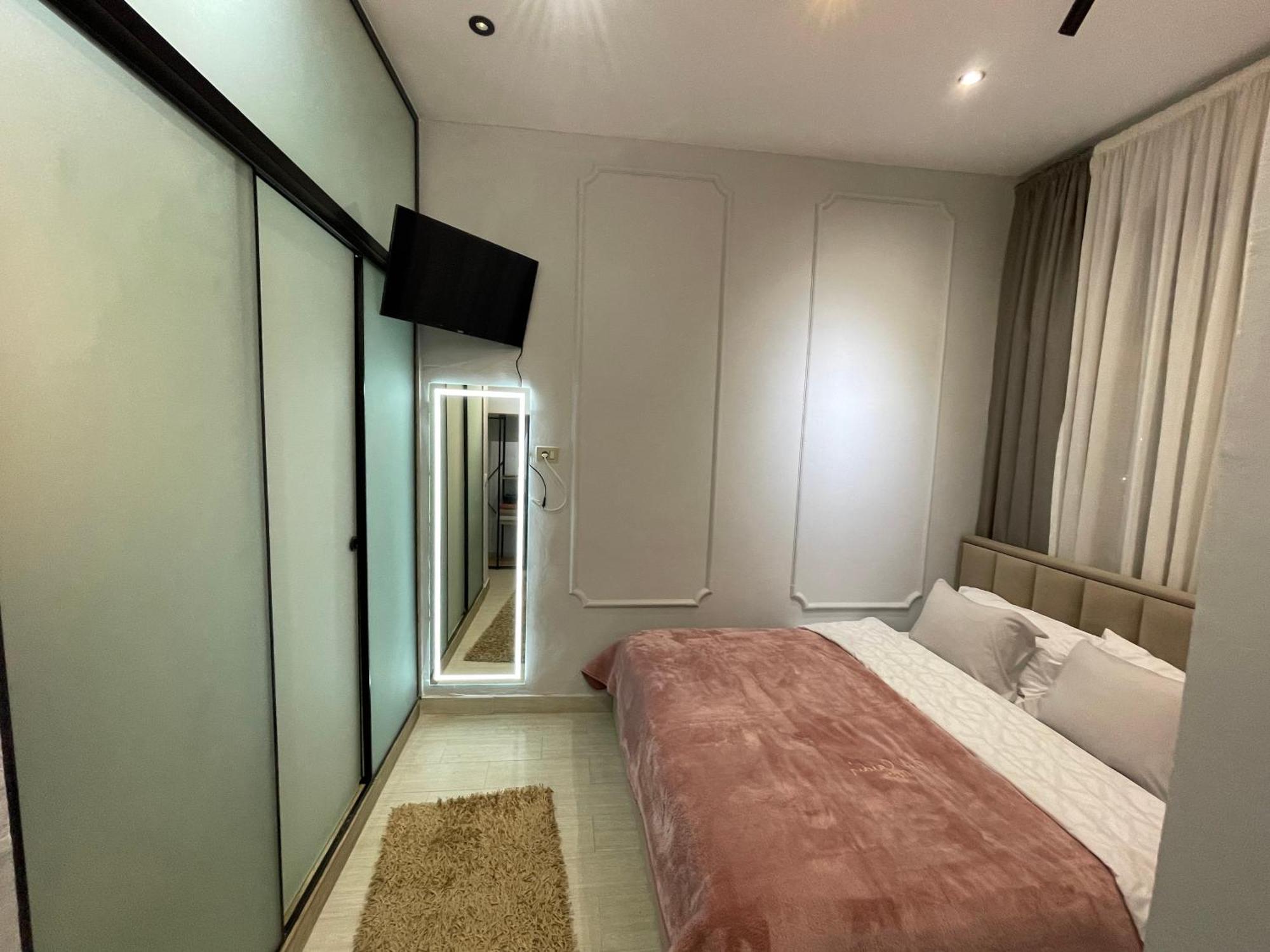 Blloku Tirana Studio Ngoại thất bức ảnh