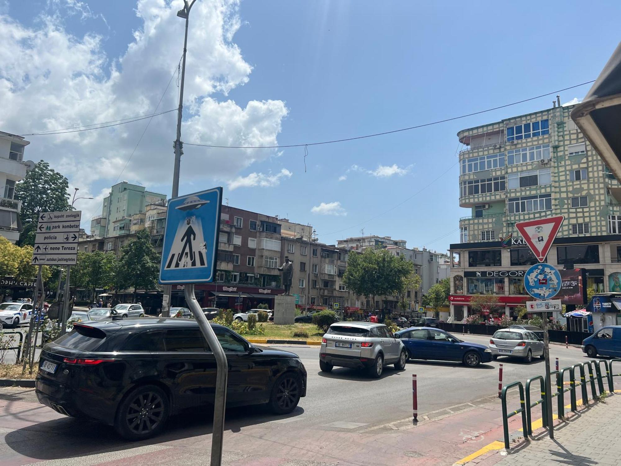 Blloku Tirana Studio Ngoại thất bức ảnh